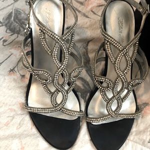 Women’s rhinestone shoes